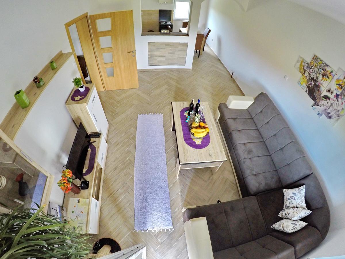 Apartments Pravica Требинє Екстер'єр фото